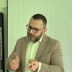 img-5742DF41FA71-9B06-7104-19A7-7F06C9BBB7FD